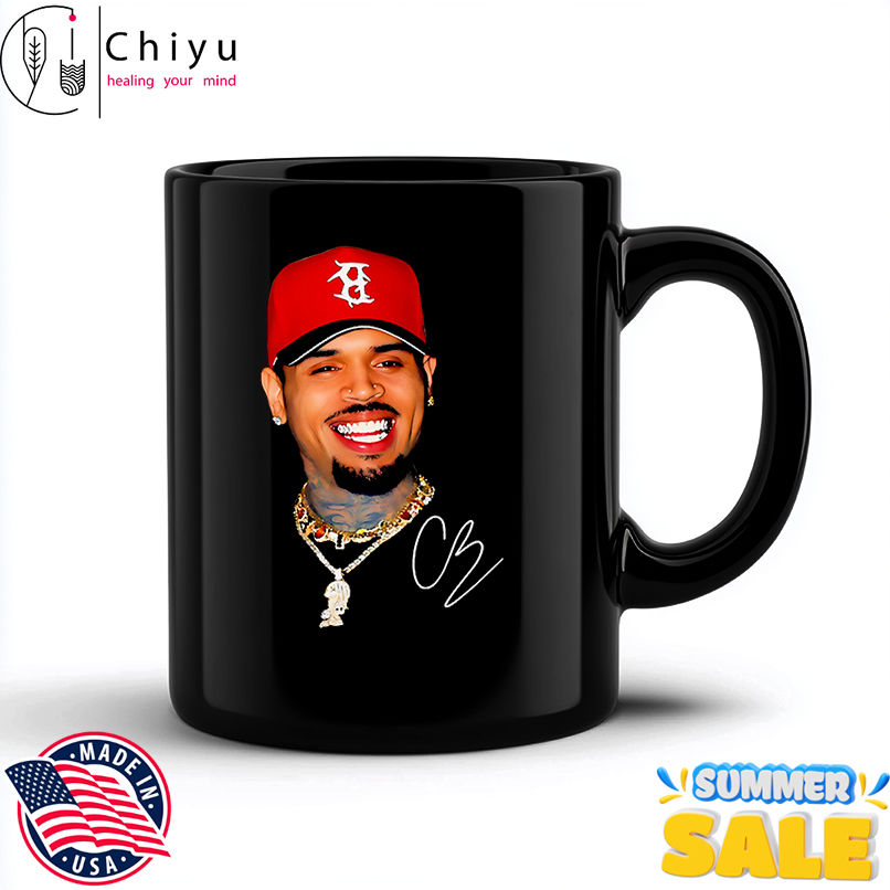 Chris Brown red hat graphic shirt Chris Brown red hat graphic shirt