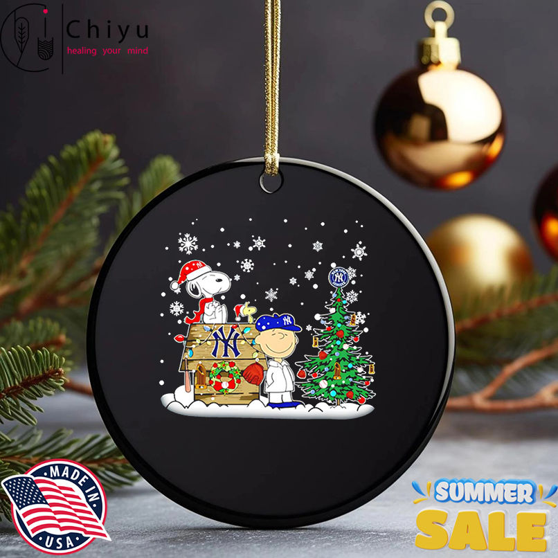 New York Yankees Snoopy Charlie Brown Christmas Baseball shirt New York Yankees Snoopy Charlie Brown Christmas Baseball shirt