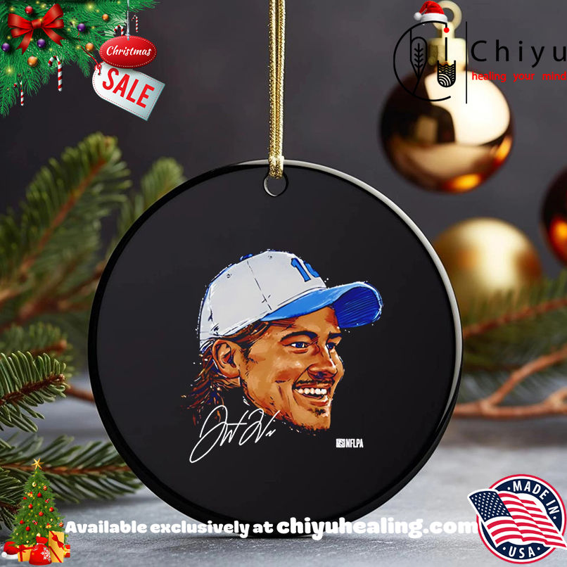 Justin Herbert Los Angeles Chargers no 10 Portrait shirt, Hoodie, Sweatshirt, Poster Canvas, Mug, Ornaments