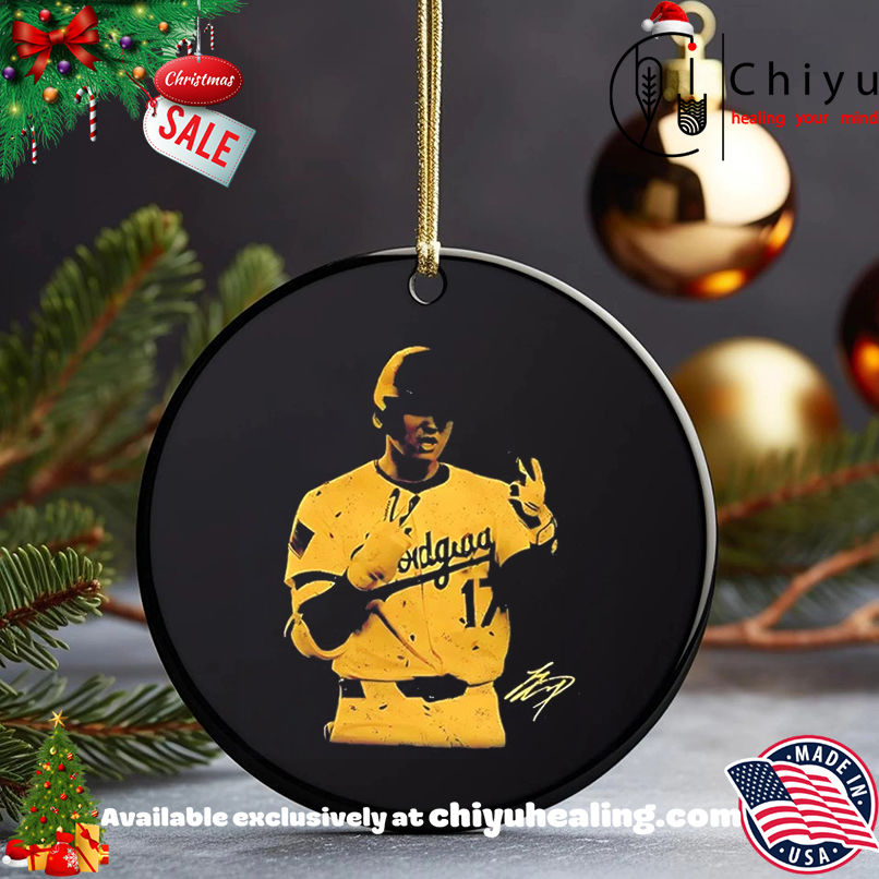 Shohei Ohtani Los Angeles Dodgers Signature Vintage shirt, Hoodie, Sweatshirt, Poster Canvas, Mug, Ornaments